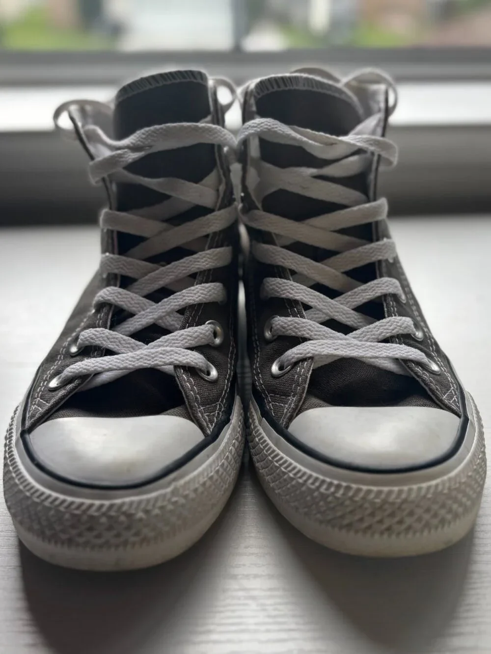 Converse these charcoal
